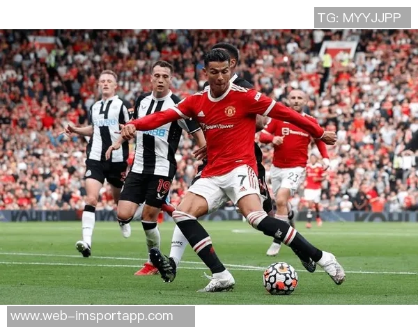 曼联本赛季英超射门与射正数据双双领跑展现强大攻击力