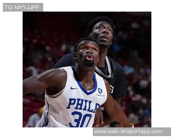 汤姆林表现出色32分钟内高效得分14分并贡献4篮板