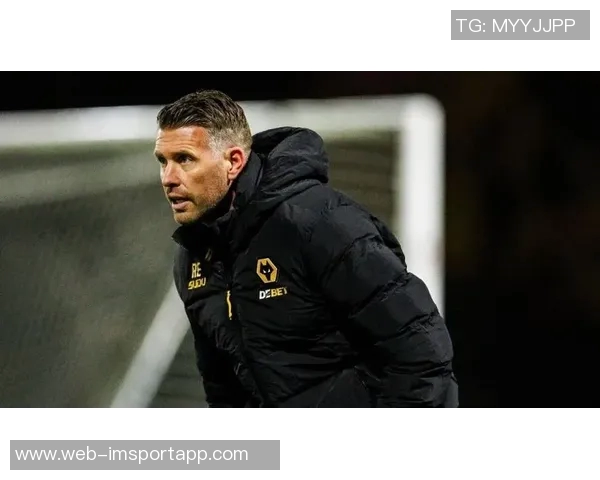 米堡主帅罗伯特爱德华兹成狼队新帅热门人选